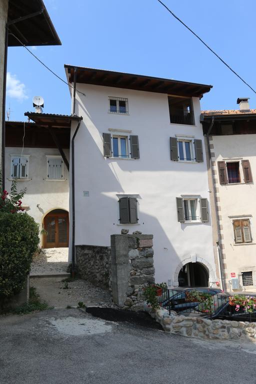 Agriturismo La Ciasa Del Fabio Тассулло Экстерьер фото
